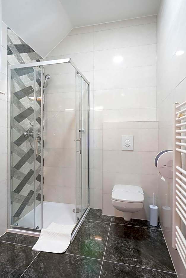 Hotel & Restoran Dvorac Gjalski