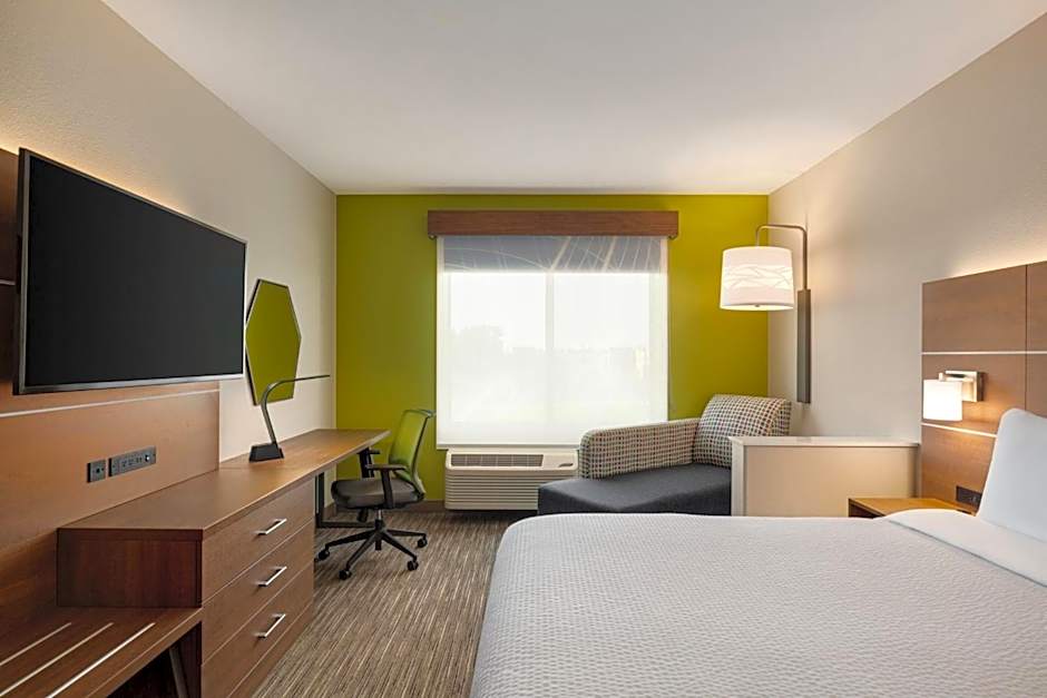 Holiday Inn Express & Suites Hayward - Castro Valley by IHG