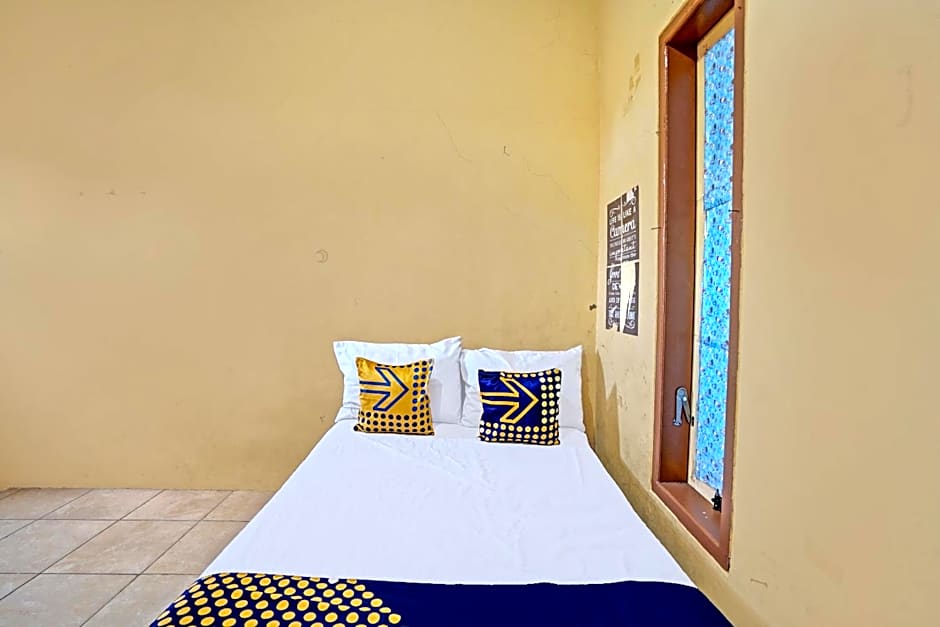 Hotel O Lili Kost SyariahNearKetapang Royal City