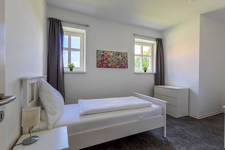 Natura Ferienhaus, Ferienwohnungen in Rhauderfehn , Komfort für Gäste & Firmen ,WLAN & Parkplatz