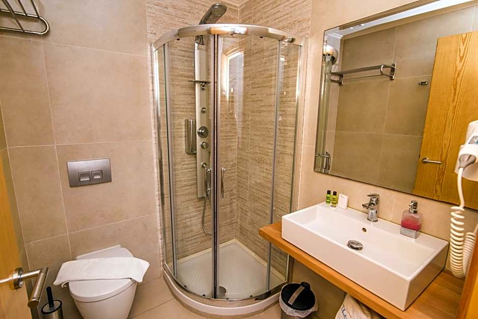 Grand TheoNi Boutique Hotel & Spa