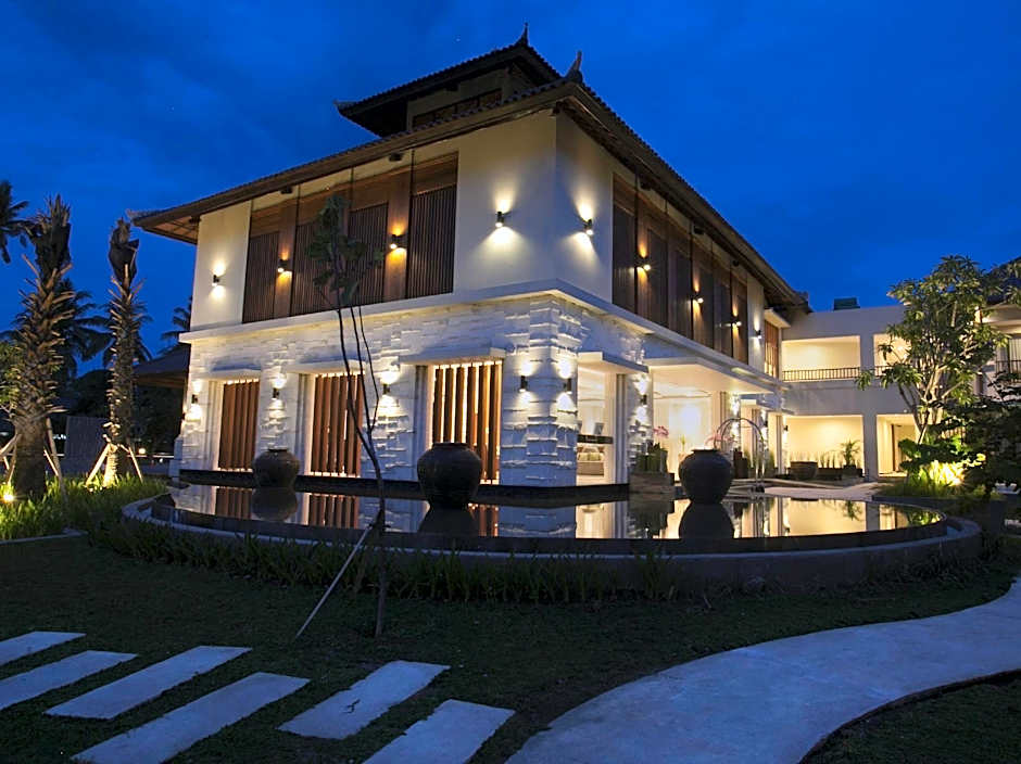 Grand Whiz Hotel Nusa Dua Bali