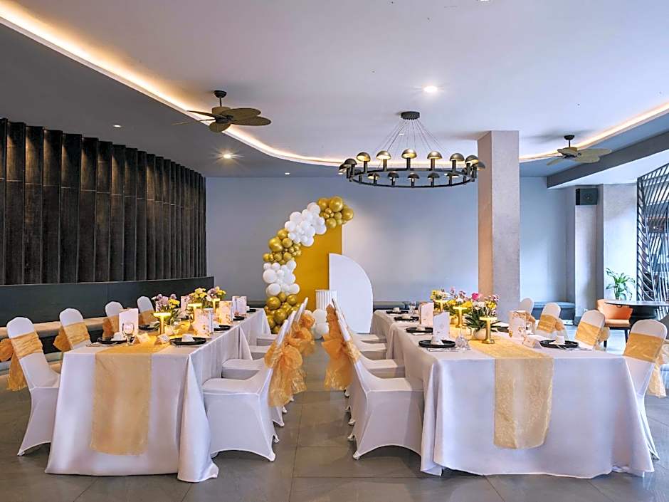 Grand Mercure Bali Seminyak