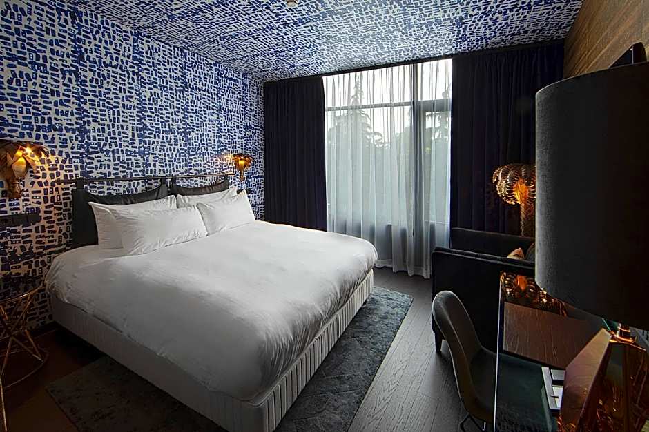 Apollo Hotel Amsterdam, a Tribute Portfolio Hotel