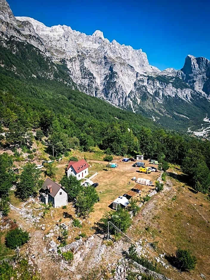 Photo 1 of 36 of Guesthouse Freskia