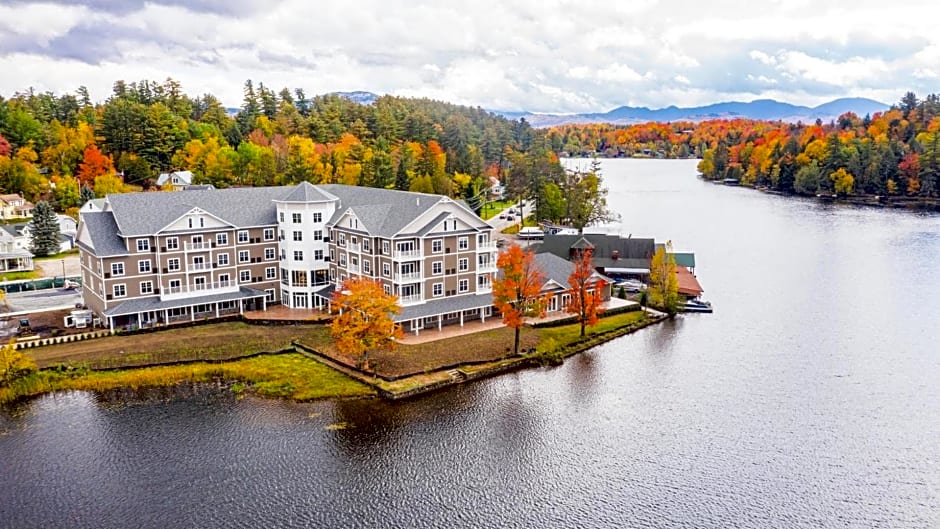 voco Saranac Lake NY - Waterfront By IHG
