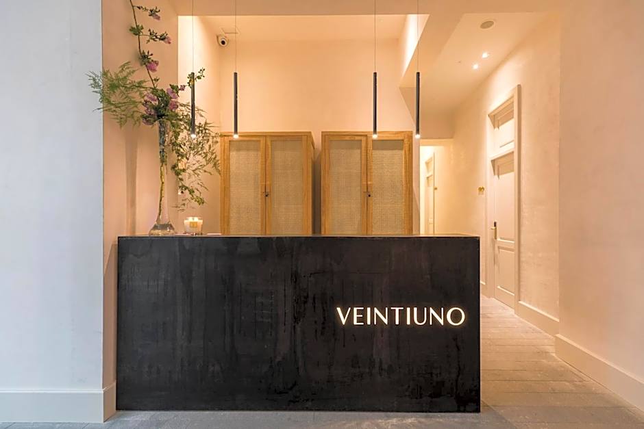 VEINTIUNO Emblematic Hotels - Adults Only