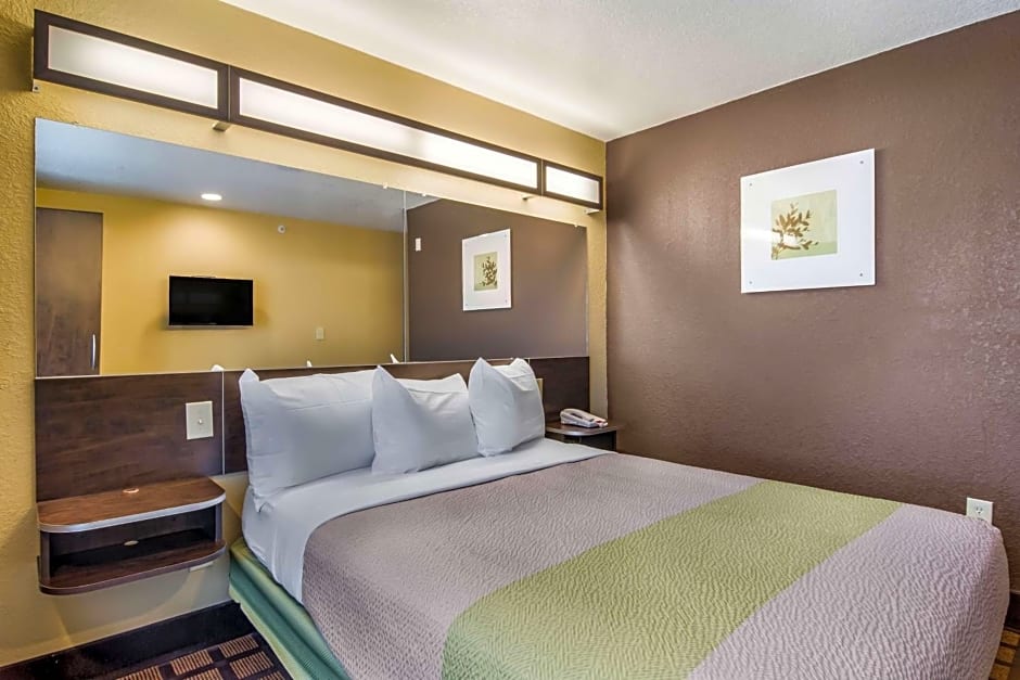 Motel 6-Canton, GA