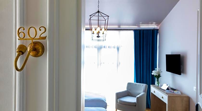 Petros Boutique Hotel