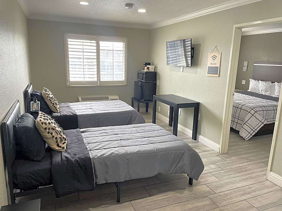 Cabana Inn & Suites