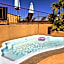 Pacific Inn hotel