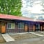 Southfork Lodge - Riverside Inn