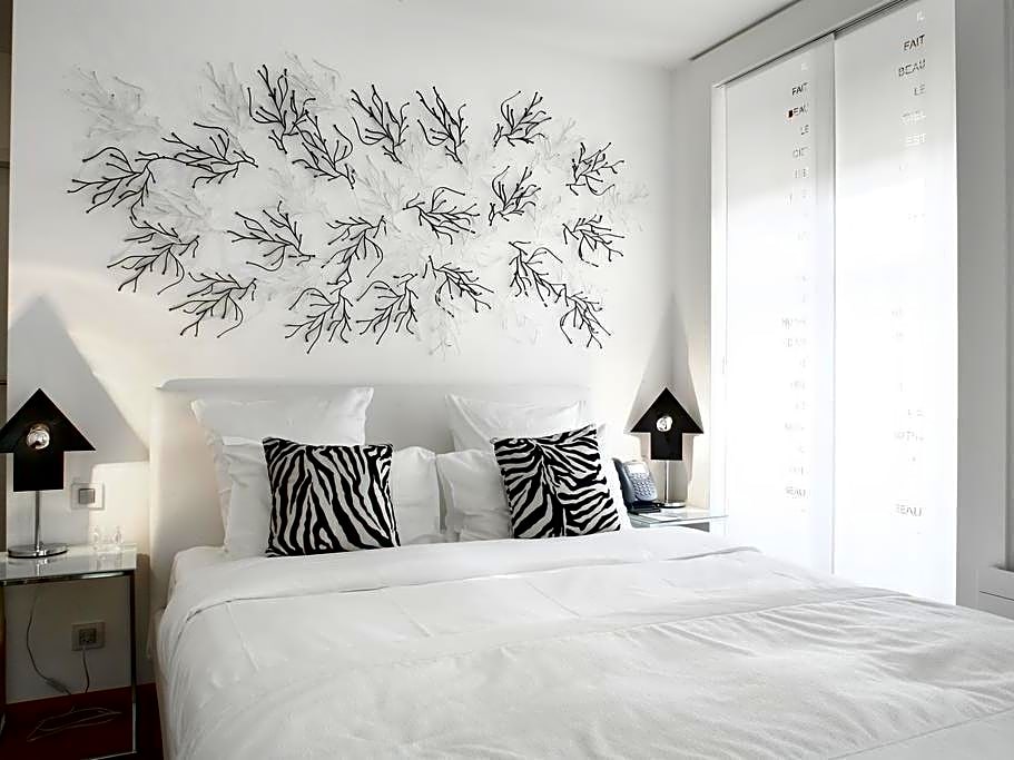 La Cour Des Augustins Boutique Gallery Design Hotel