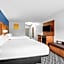 Comfort Inn & Suites Plainville-Foxboro