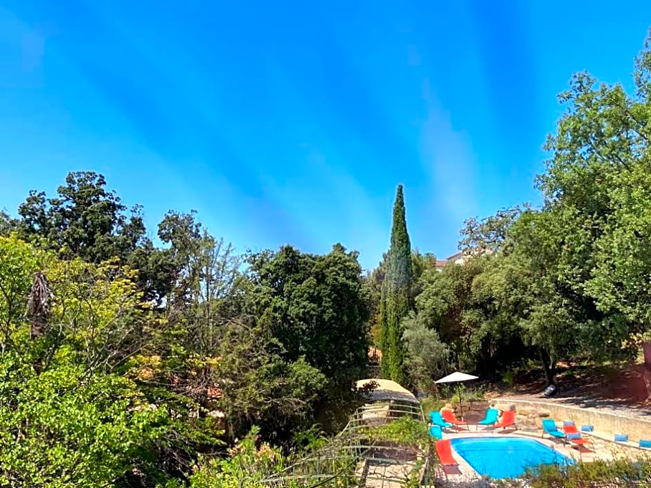 La Viste - SPA-JACUZZI - MASSAGE- SAUNA - 4 SAISONS - Piscine Chauffée Toute l'année - Heated POOL - 800m City Centre