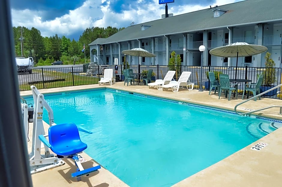 Americas Best Value Inn Hardeeville