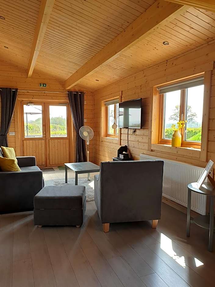 Ruth's Retreat Country Retreat with private hot tub