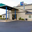 Motel 6 Baraboo, WI - Lake Delton