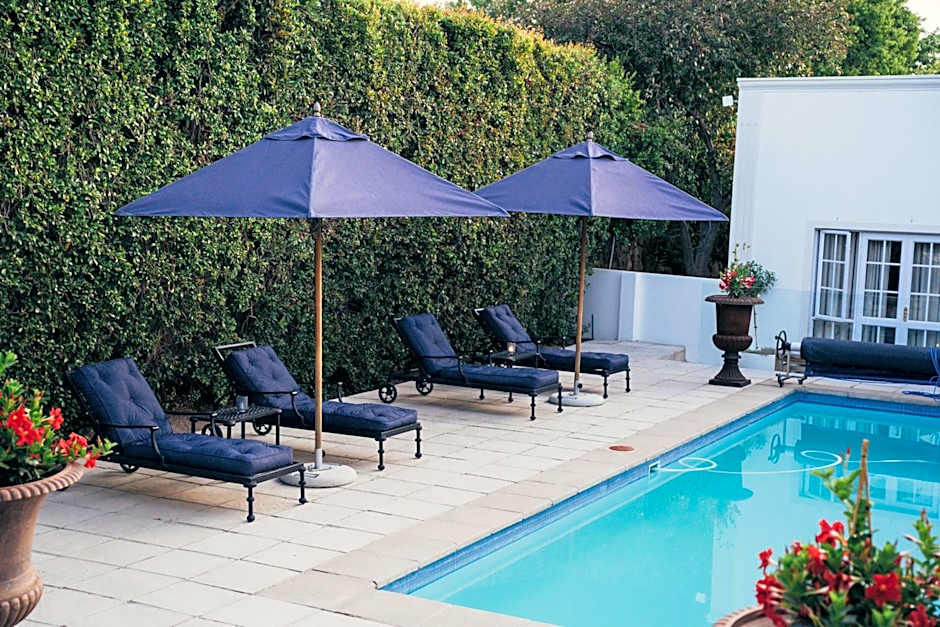 Les Chambres Guest House