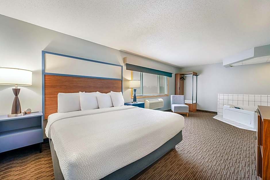 AmericInn by Wyndham Baudette