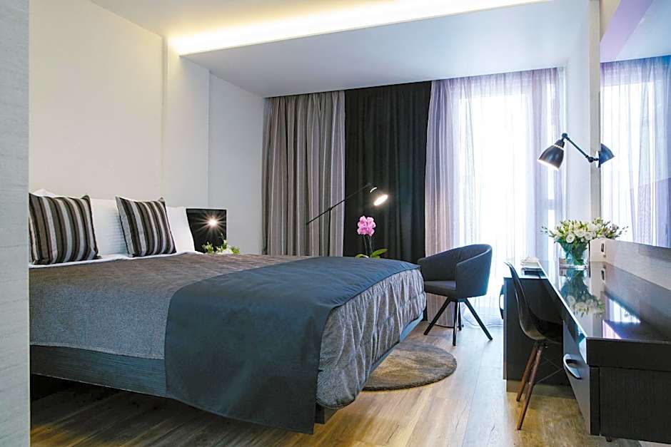 Qbic City Hotel