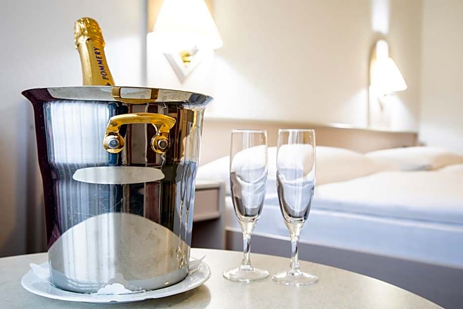 Gasthof Enge Self Check-In Hotel