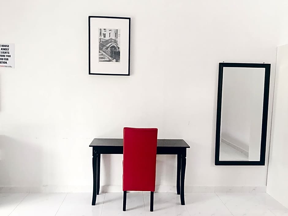 Bara Impiana Suitestay