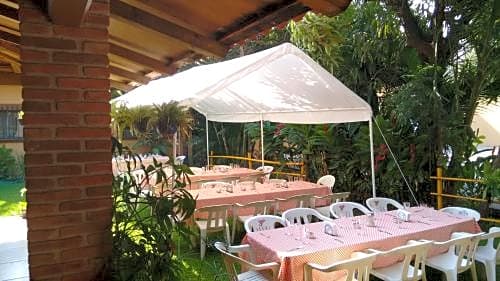 Hotel Uke Inn Terán