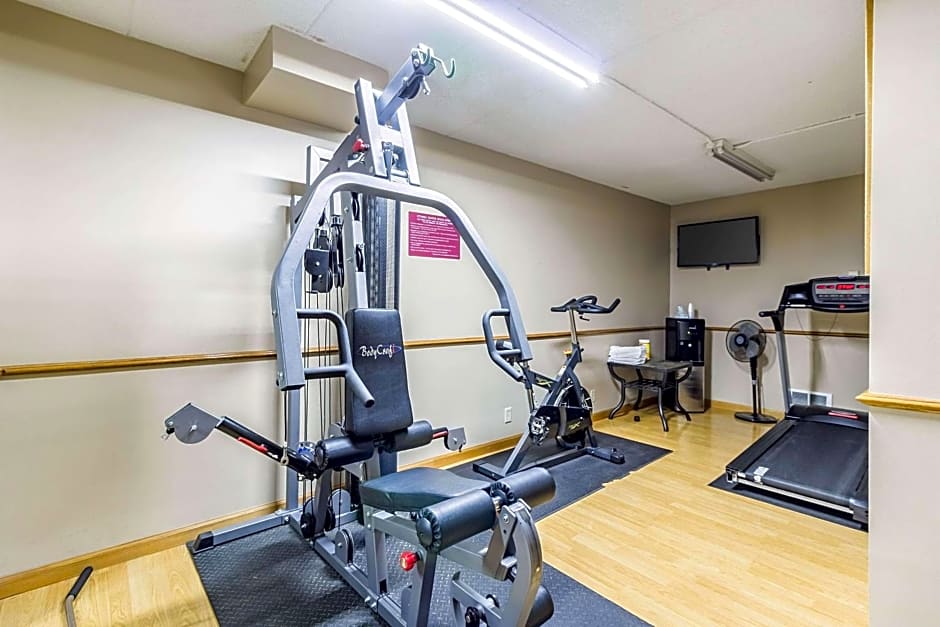 Quality Inn & Suites Arden Hills - Saint Paul North