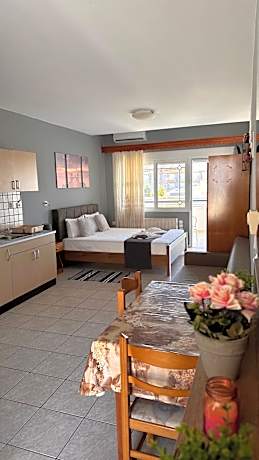 Artemis Hotel Apartments