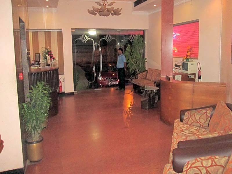 Hotel Manhattan – Chennai, IL