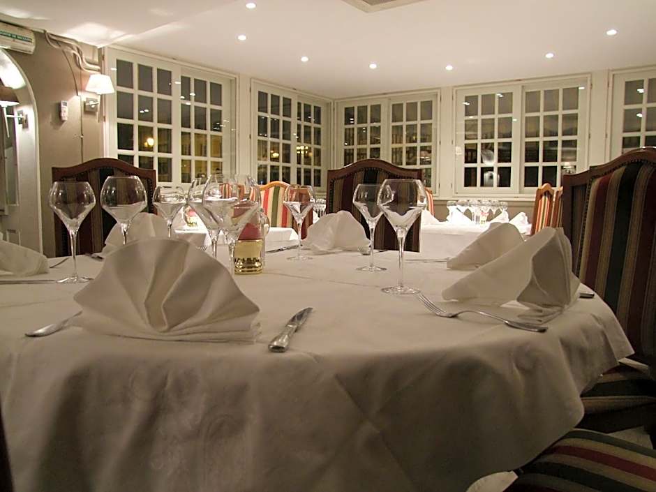 Logis hôtel restaurant Auberge Du Cheval Blanc