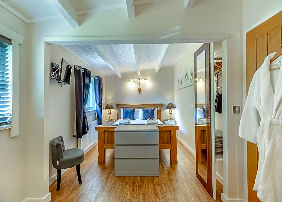 Gadlas Park Holiday Cabins