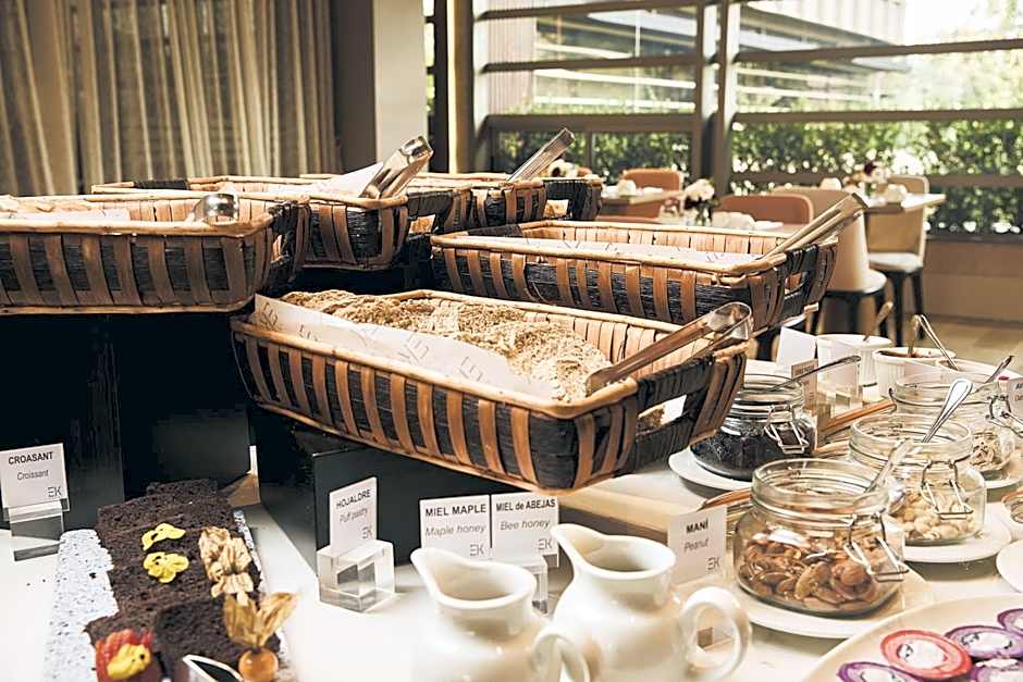EK Hotel By Preferred Hotels Group