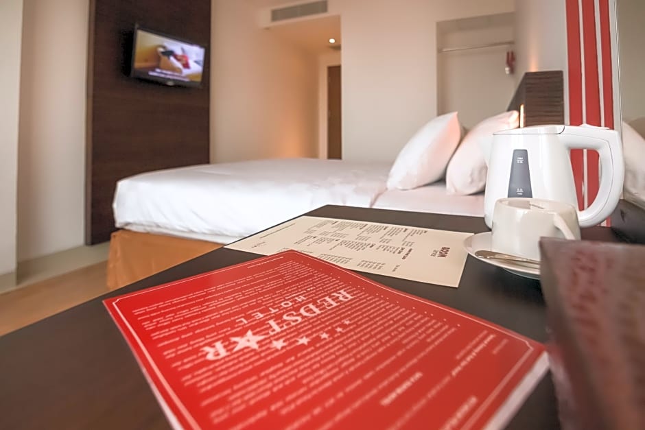 Redstar Hotel Jakarta