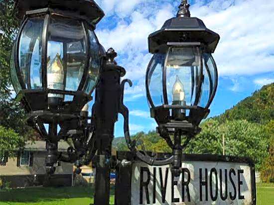 River House Lodge