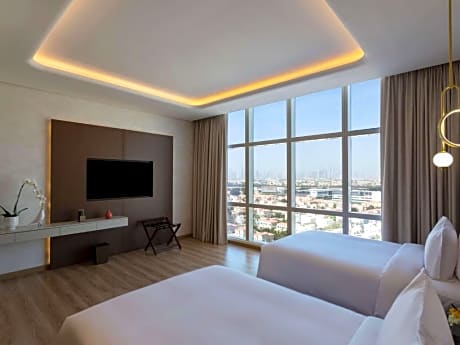 Deluxe Room, Panaromic city view, 2 single beds