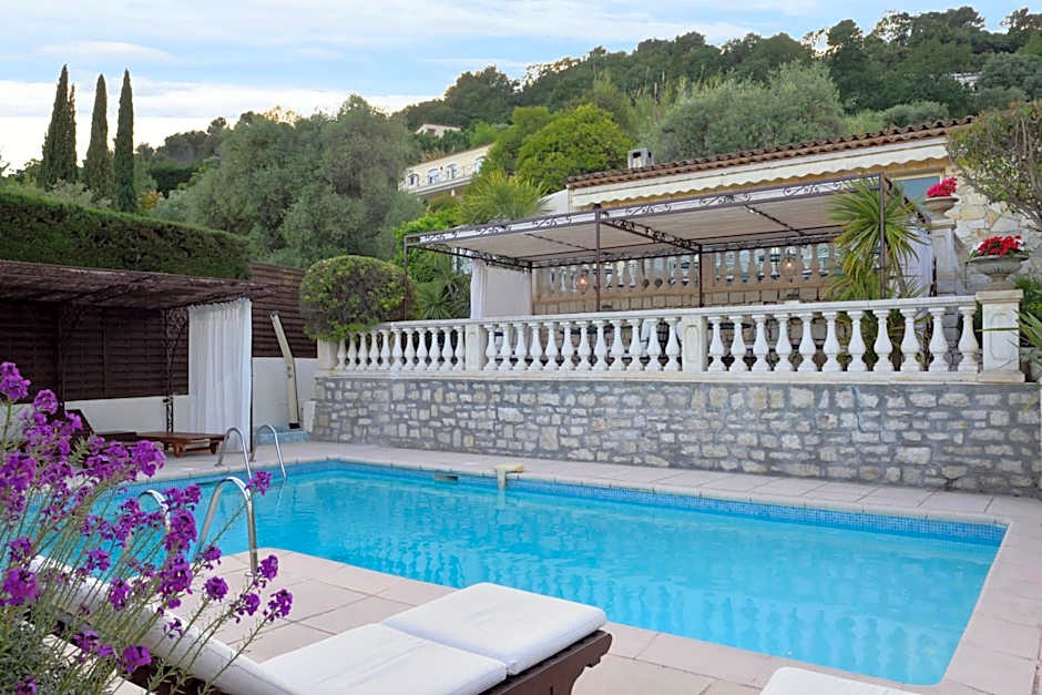 Hôtel La Grande Bastide