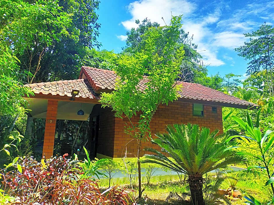 Khoom Kam Kaew