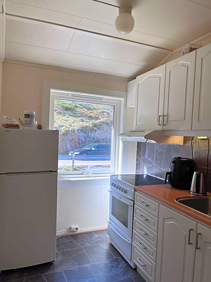 The Harbour House, dorm and twin, selfservice hostel