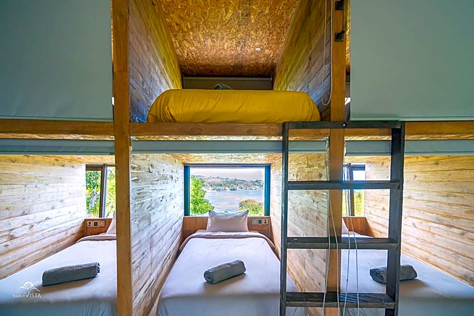 Bong Hostel Nusa Lembongan by Bukit Vista