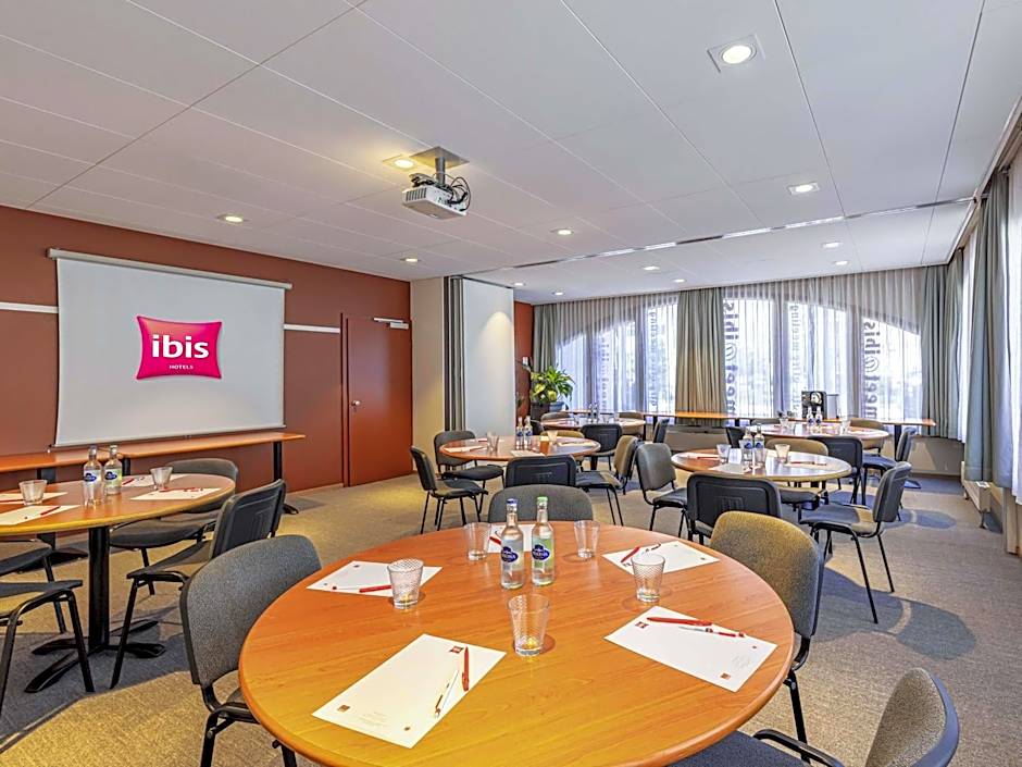 ibis Sion Hotel