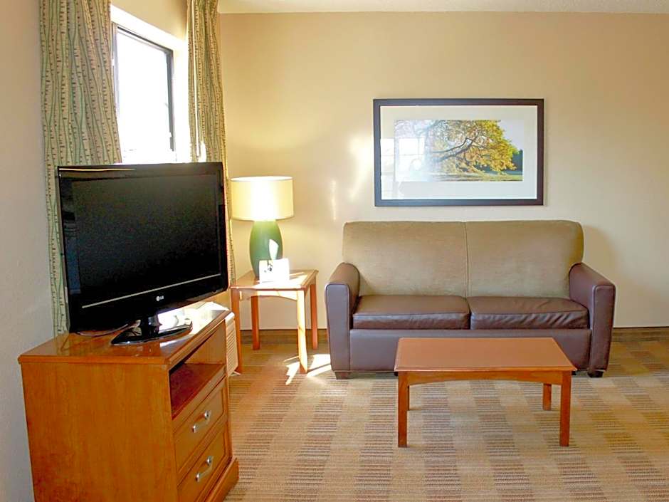 Extended Stay America Suites - Kansas City - Airport - Tiffany Springs