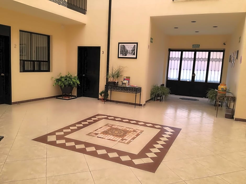 Hotel y Suites El Refugio de Don Carlos