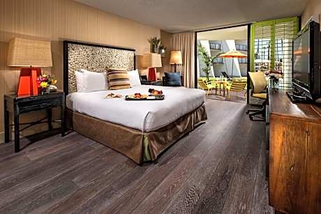 King Room with Garden View