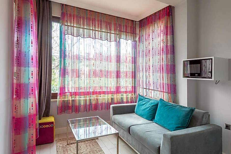 Delight Deluxe Aparts