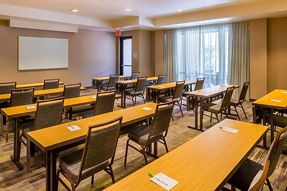 Courtyard by Marriott Thousand Oaks Ventura County