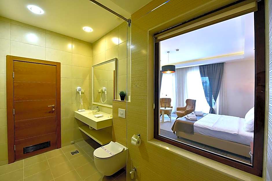 Hotel Lazaro