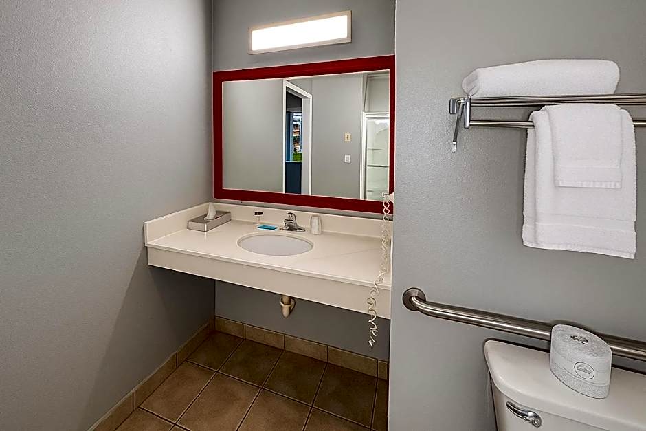 Sunnyside Inn and Suites