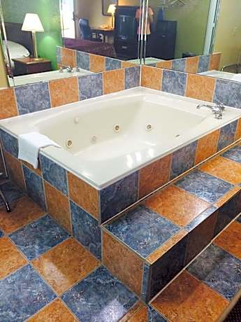 King Room with Spa Bath